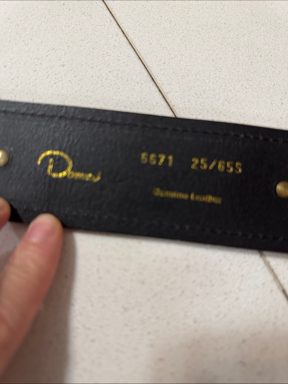 Vintage black leather belt with brass buckle & gold circles- small (as is scuff) - Picture 5 of 16